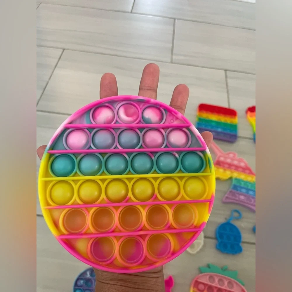 Fidget Toys - Picture 4 of 6